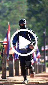 BIB:  <button type="button" onclick="openModal(28086937)" class="btn btn-primary btn-sm float-right" data-toggle="modal" data-target=".modal-high-quality">
                <i class="fa fa-download"></i> Download
                </button>